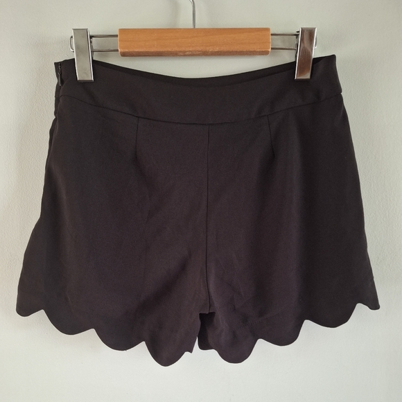 Monteau Scalloped Shorts M - Picture 2 of 5